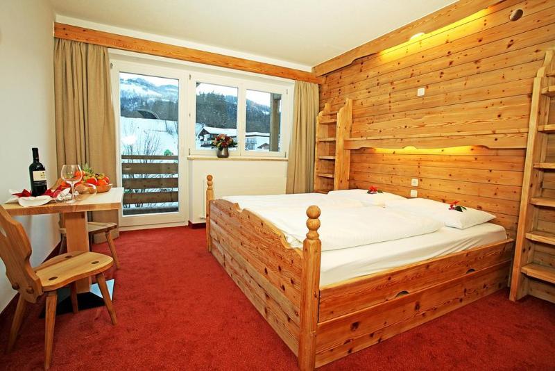 Alpenhotel Kaiserfels Санкт Йохан ин Тирол Екстериор снимка