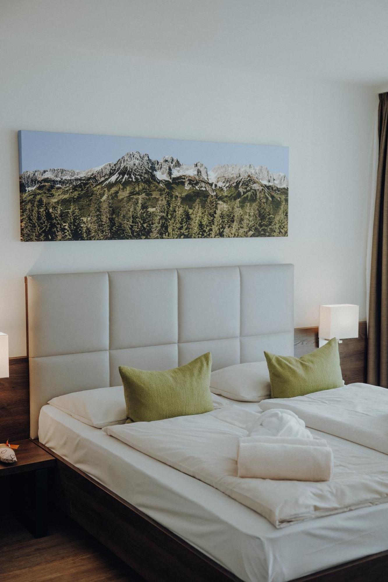 Alpenhotel Kaiserfels Санкт Йохан ин Тирол Екстериор снимка