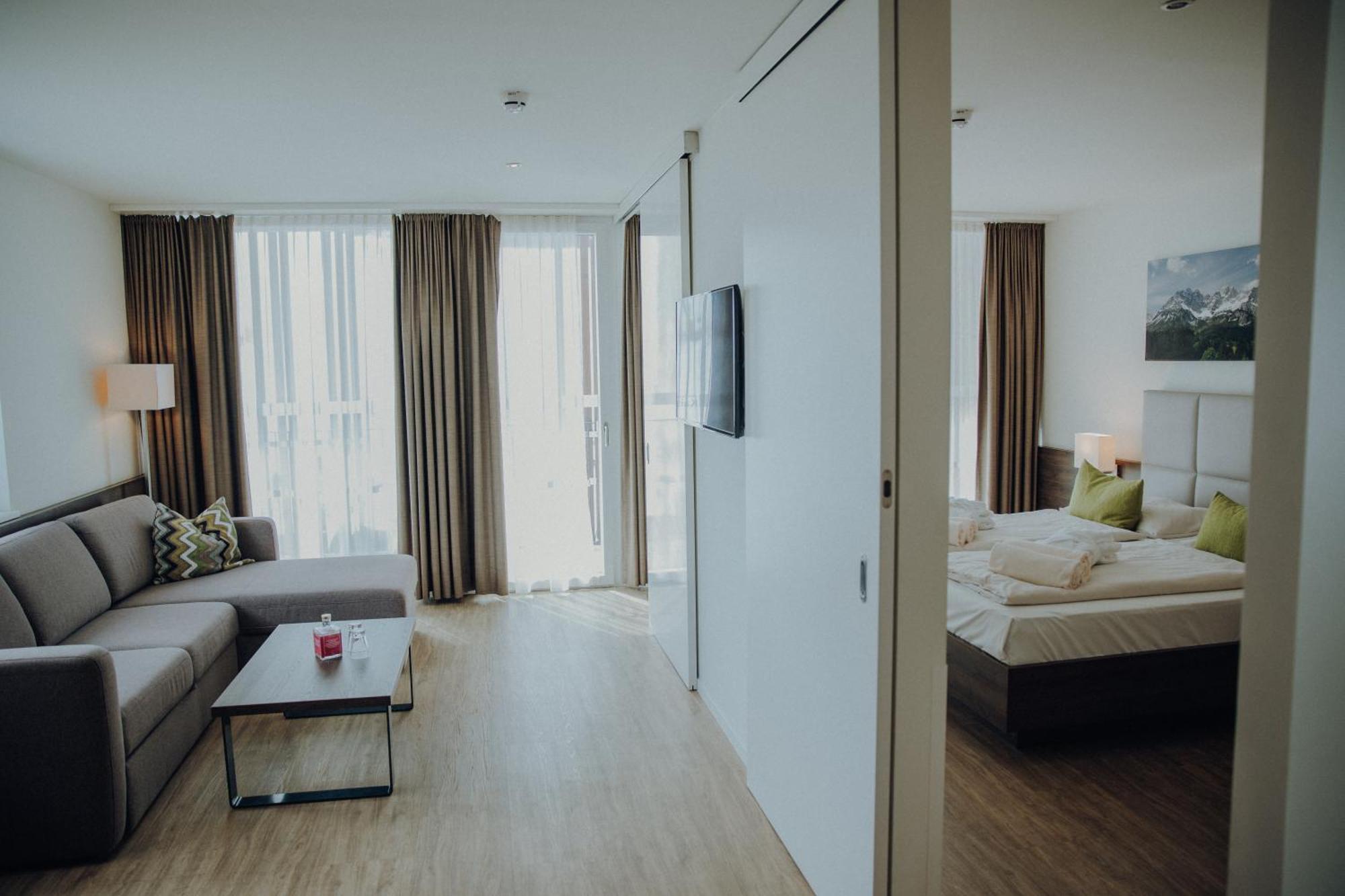 Alpenhotel Kaiserfels Санкт Йохан ин Тирол Екстериор снимка