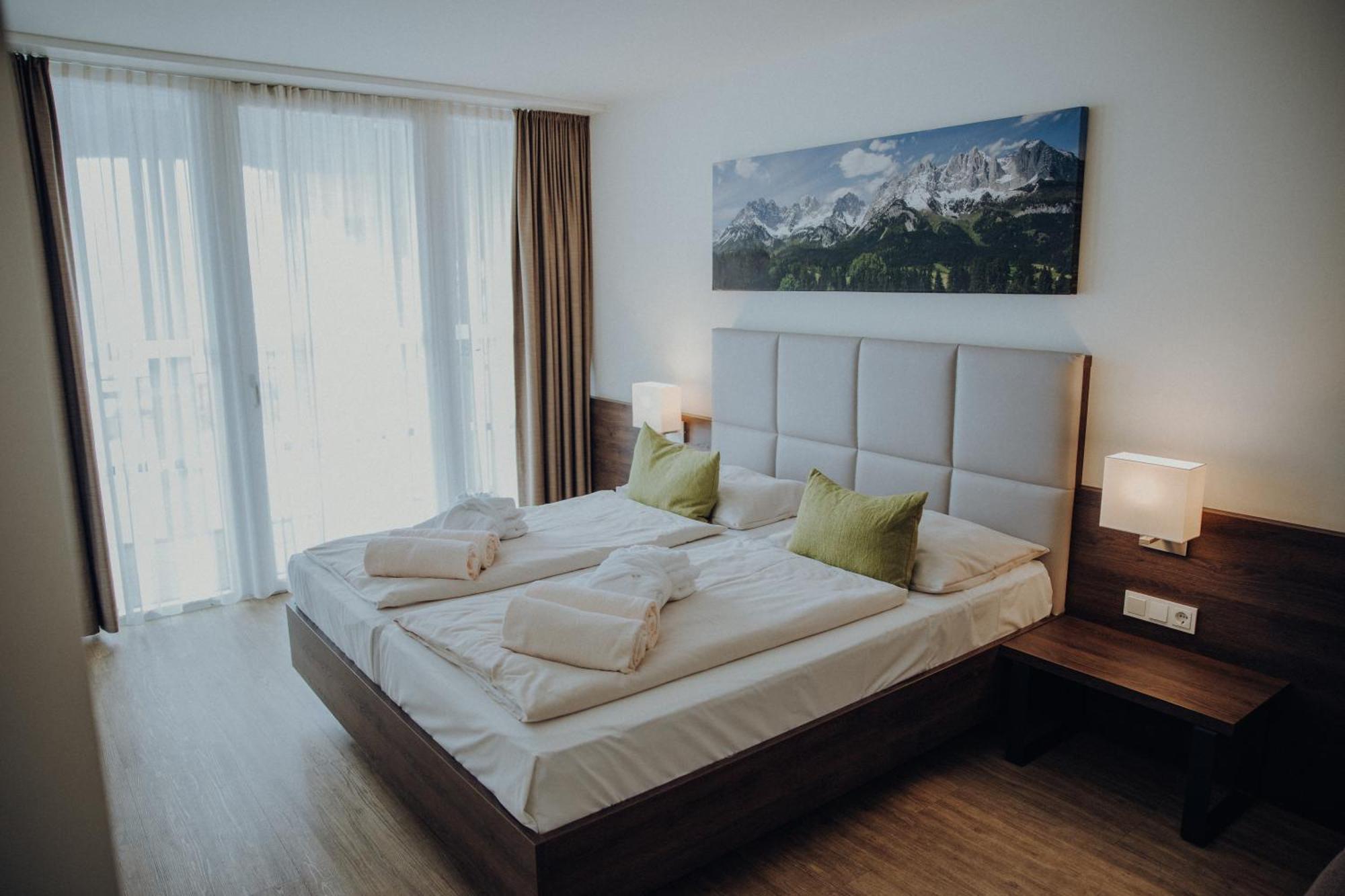 Alpenhotel Kaiserfels Санкт Йохан ин Тирол Екстериор снимка