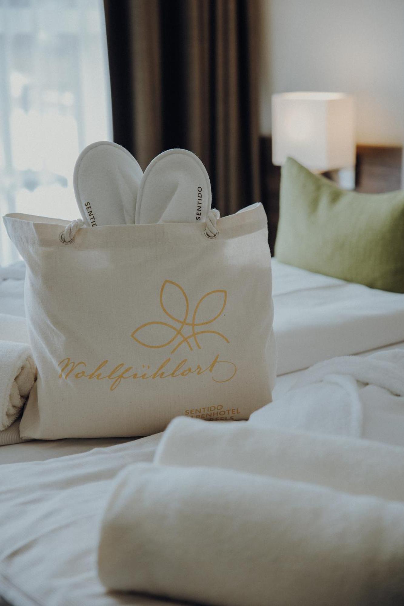 Alpenhotel Kaiserfels Санкт Йохан ин Тирол Екстериор снимка