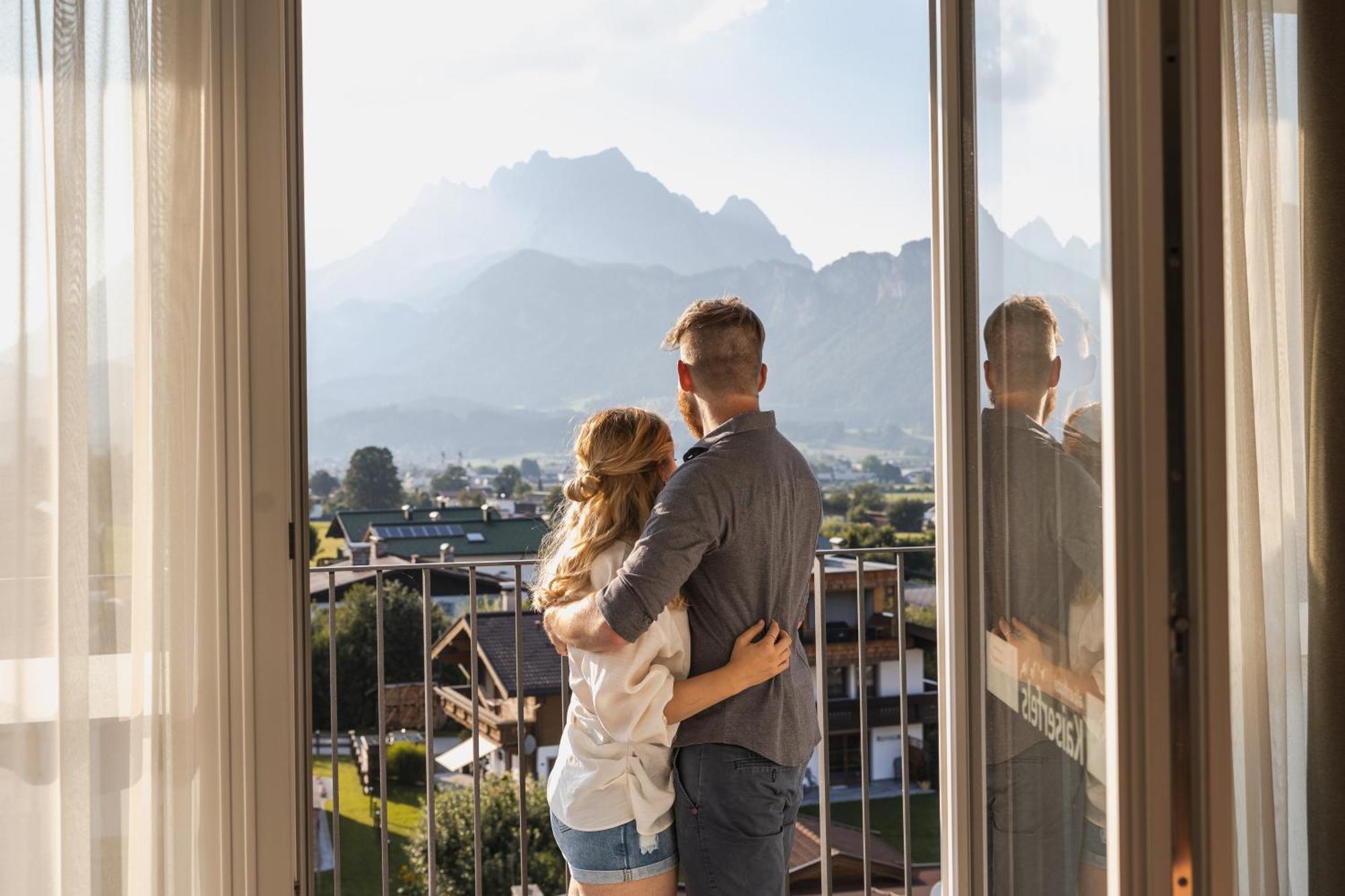 Alpenhotel Kaiserfels Санкт Йохан ин Тирол Екстериор снимка
