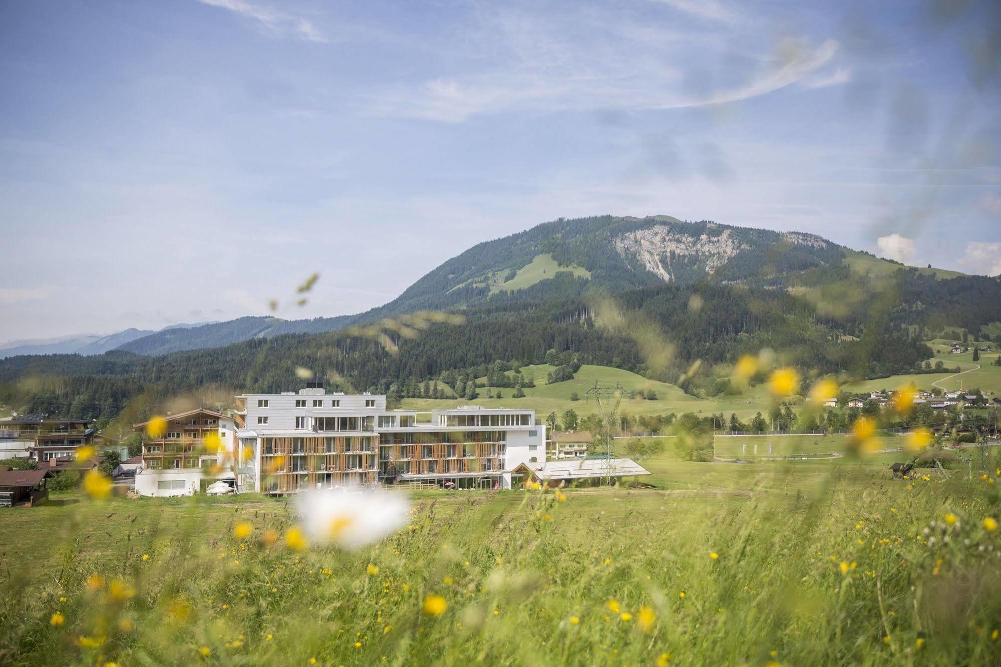 Alpenhotel Kaiserfels Санкт Йохан ин Тирол Екстериор снимка